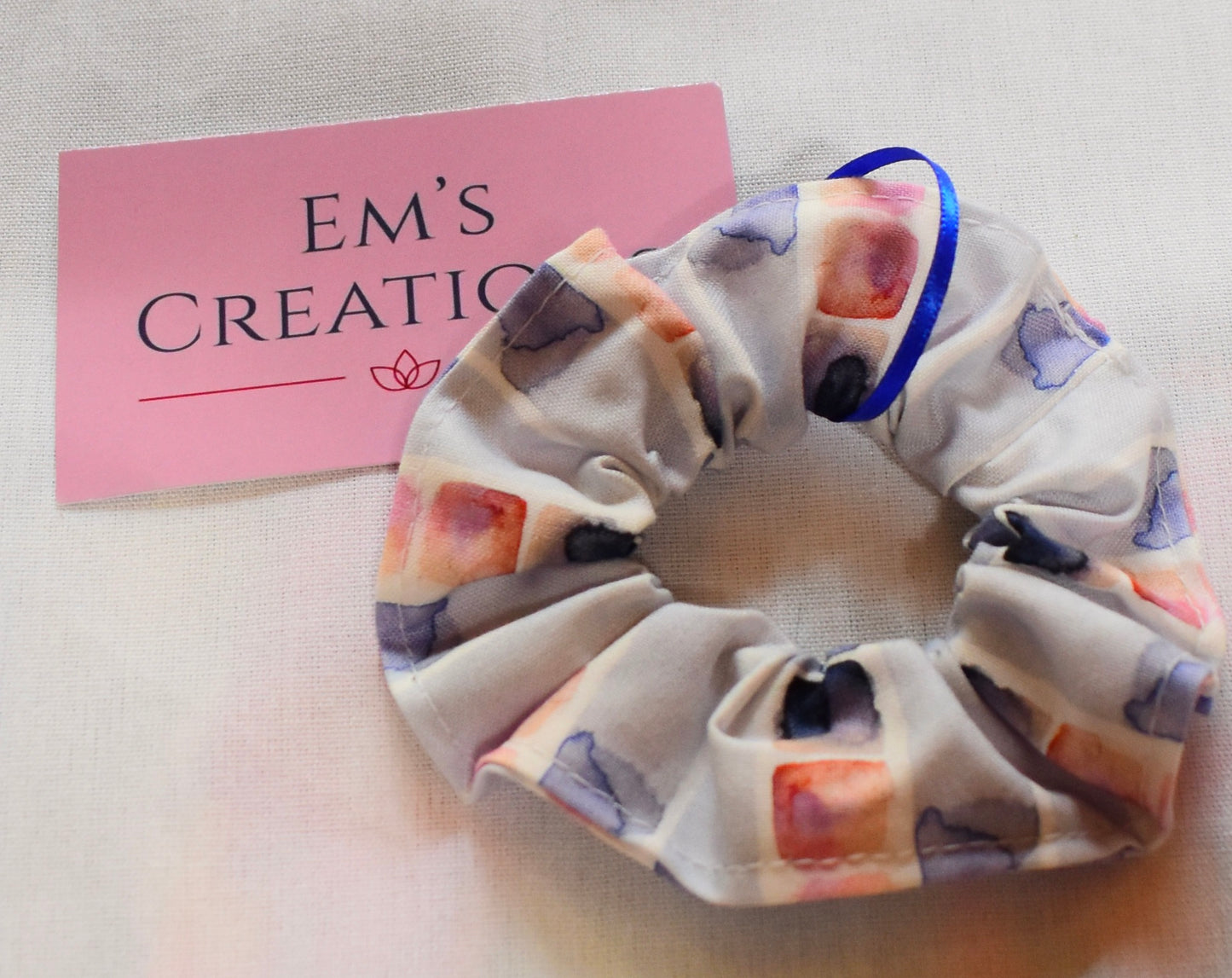 Em's Creations Scrunchie