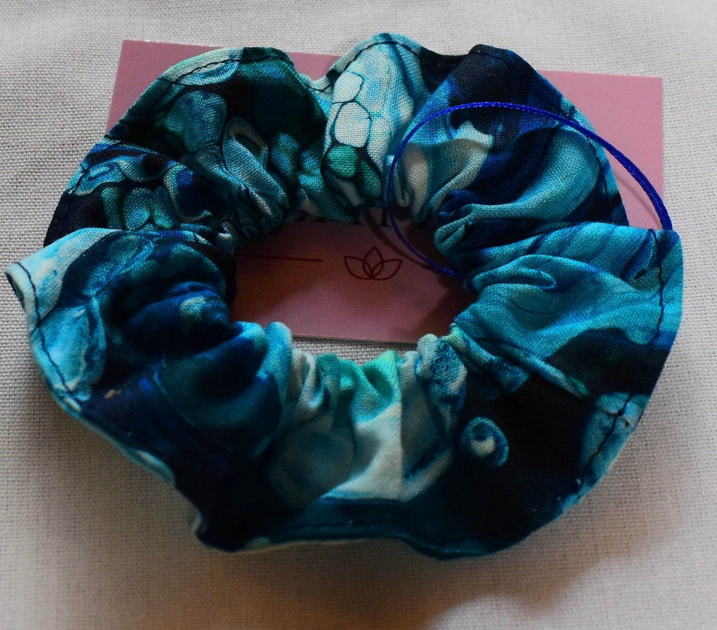 Em's Creations Scrunchie